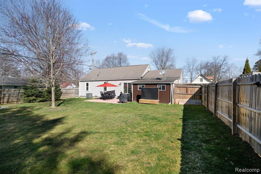109 PINE Street, Webberville, MI 48892 — Photo 31