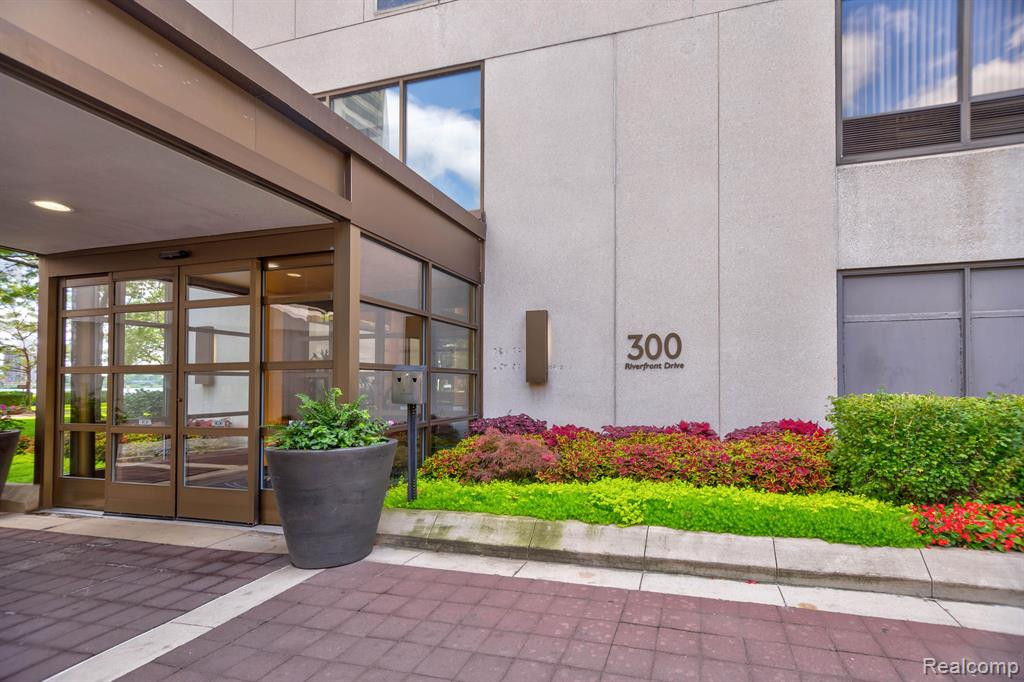1001 W Jefferson Avenue, 13G, Detroit, MI 48226 — Photo 26