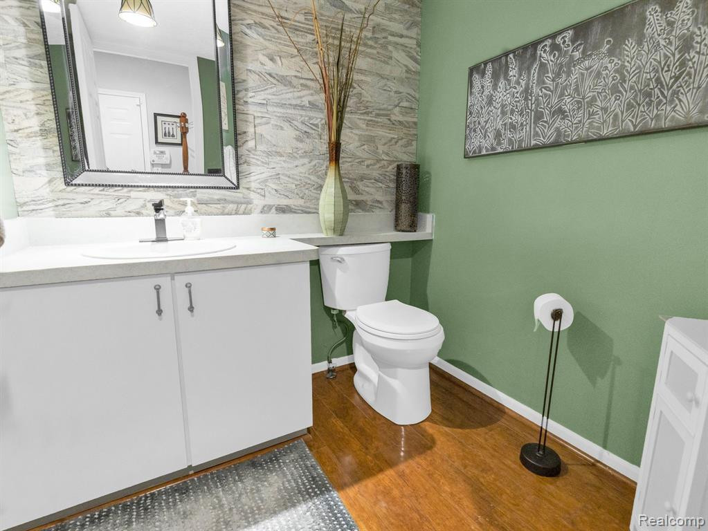 2028 BANCROFT Drive, Ann Arbor, MI 48108 — Photo 12