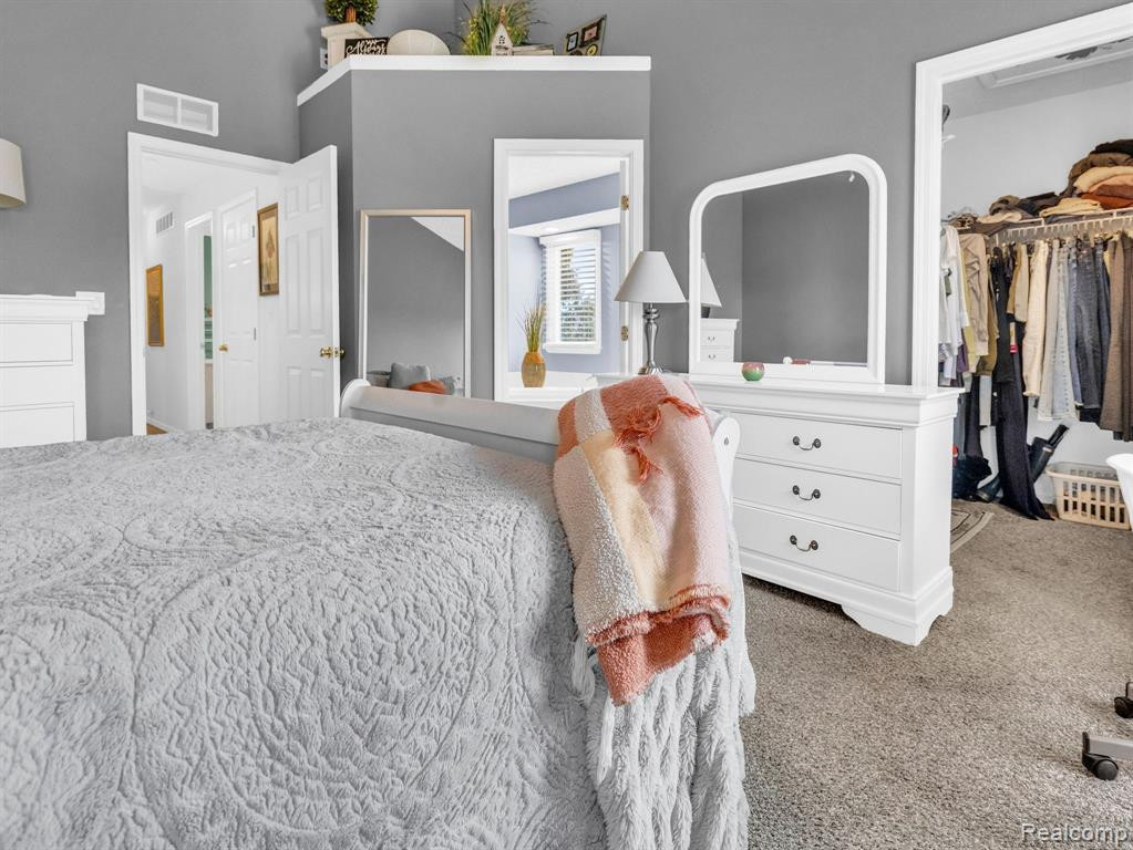 2028 BANCROFT Drive, Ann Arbor, MI 48108 — Photo 15