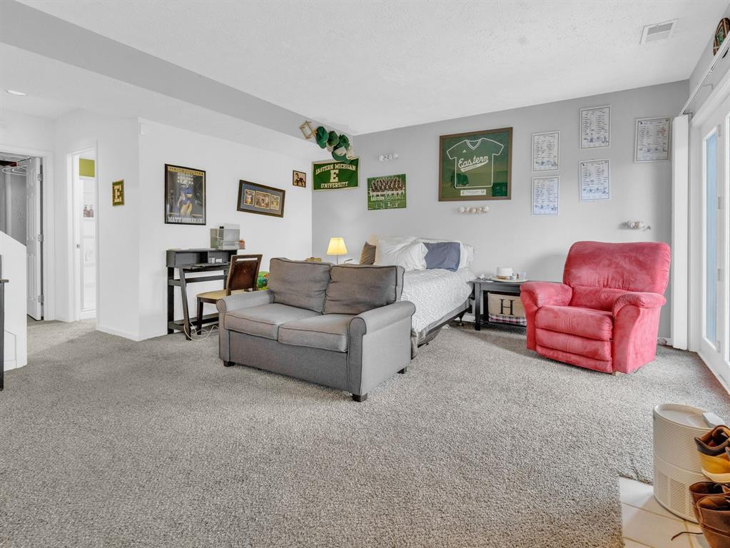 2028 BANCROFT Drive, Ann Arbor, MI 48108 — Photo 22