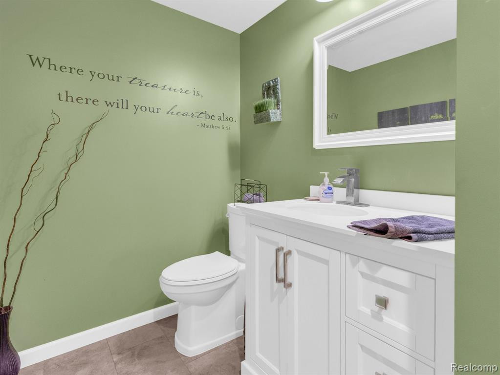 2028 BANCROFT Drive, Ann Arbor, MI 48108 — Photo 24