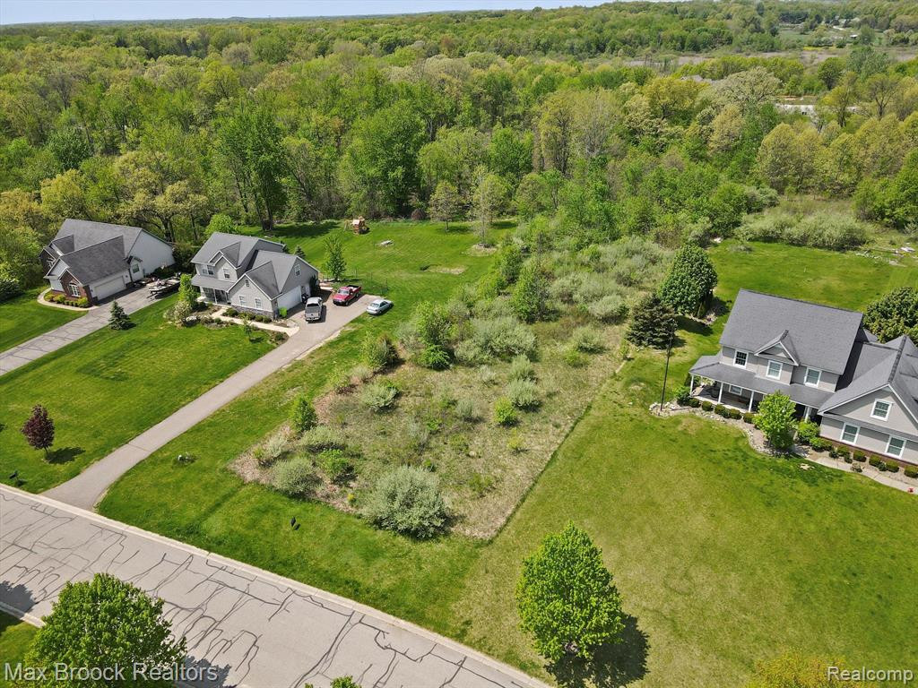 7628 Summer Breeze Trail, Howell, MI 48843 — Photo 2