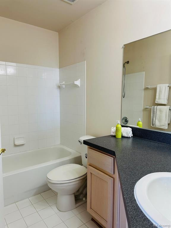 41819 YEATS Drive, Novi, MI 48377 — Photo 10