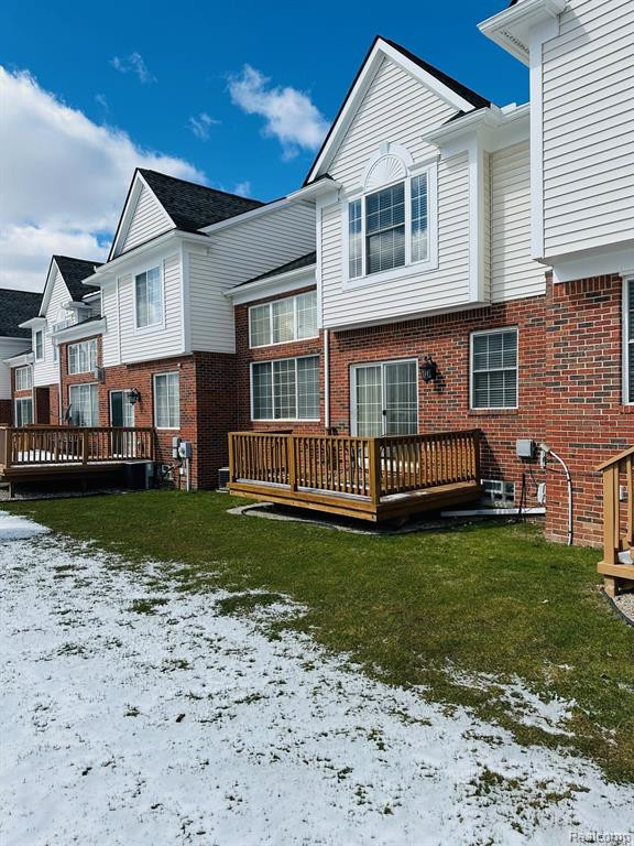 41819 YEATS Drive, Novi, MI 48377 — Photo 18