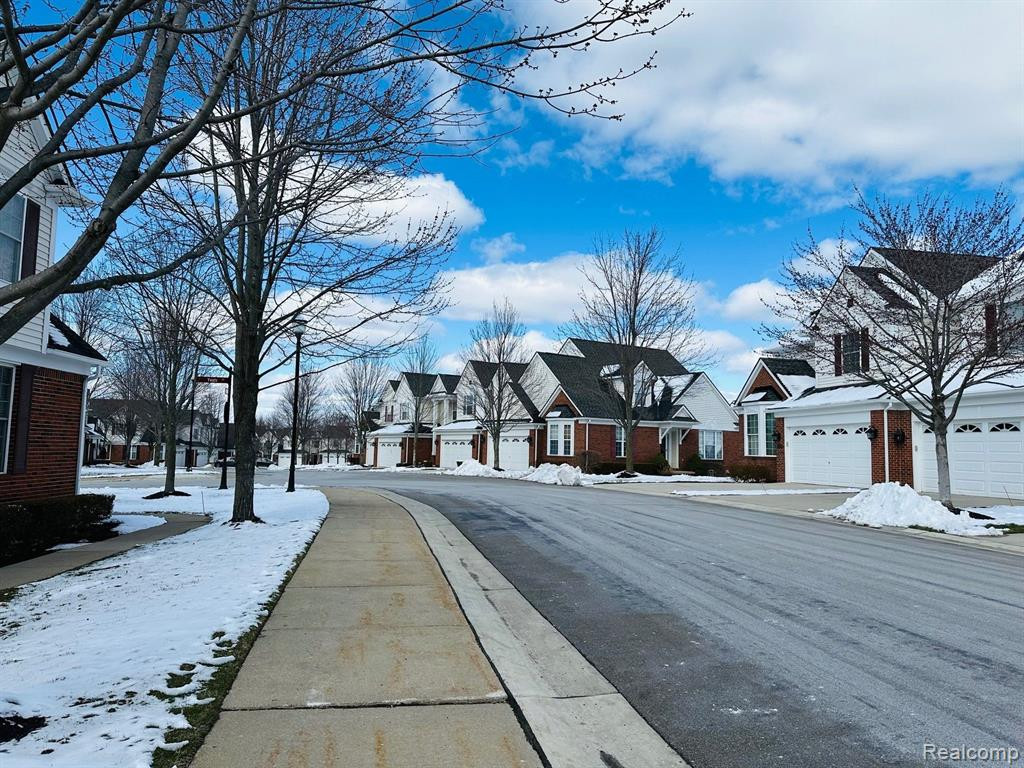 41819 YEATS Drive, Novi, MI 48377 — Photo 21