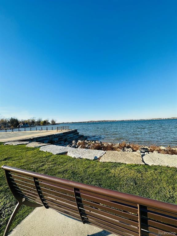 41819 YEATS Drive, Novi, MI 48377 — Photo 29