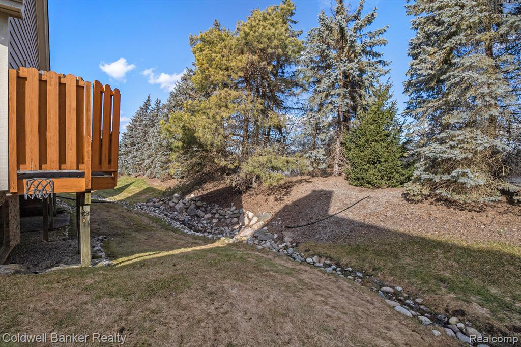7280 RABBIT EARS Pass, Clarkston, MI — Photo 28
