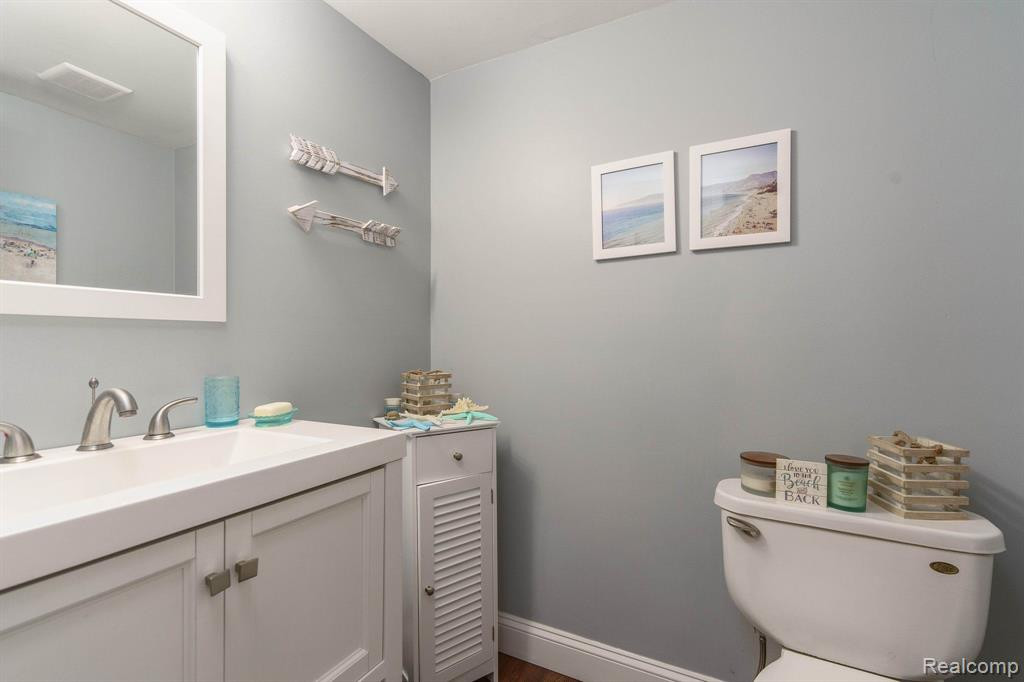 5826 NORTHFIELD Parkway, Troy, MI 48098 — Photo 6
