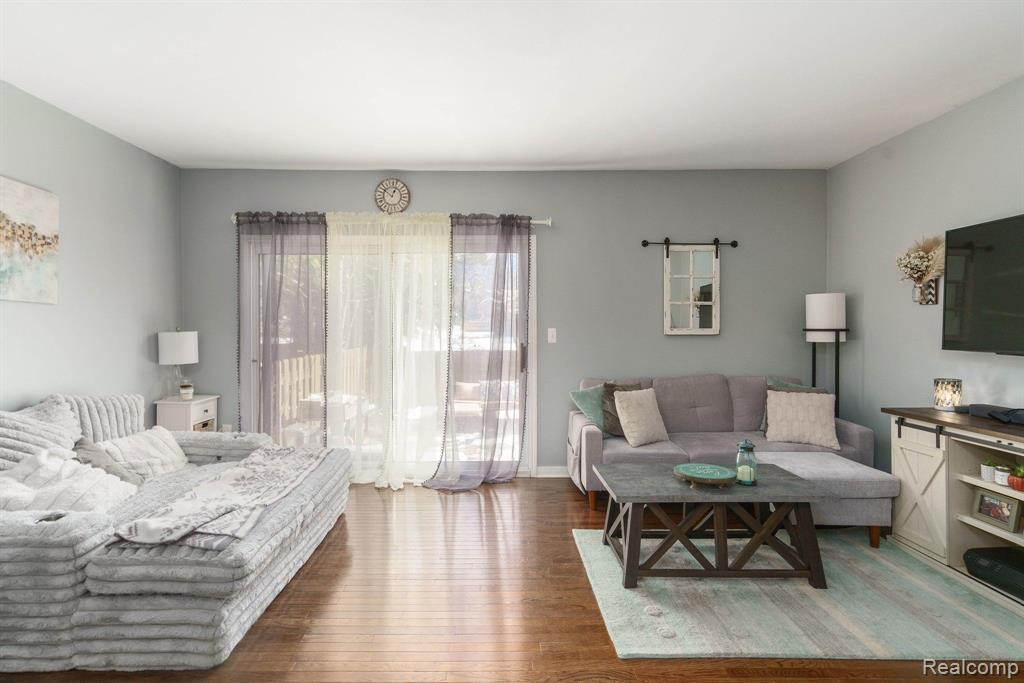 5826 NORTHFIELD Parkway, Troy, MI 48098 — Photo 13