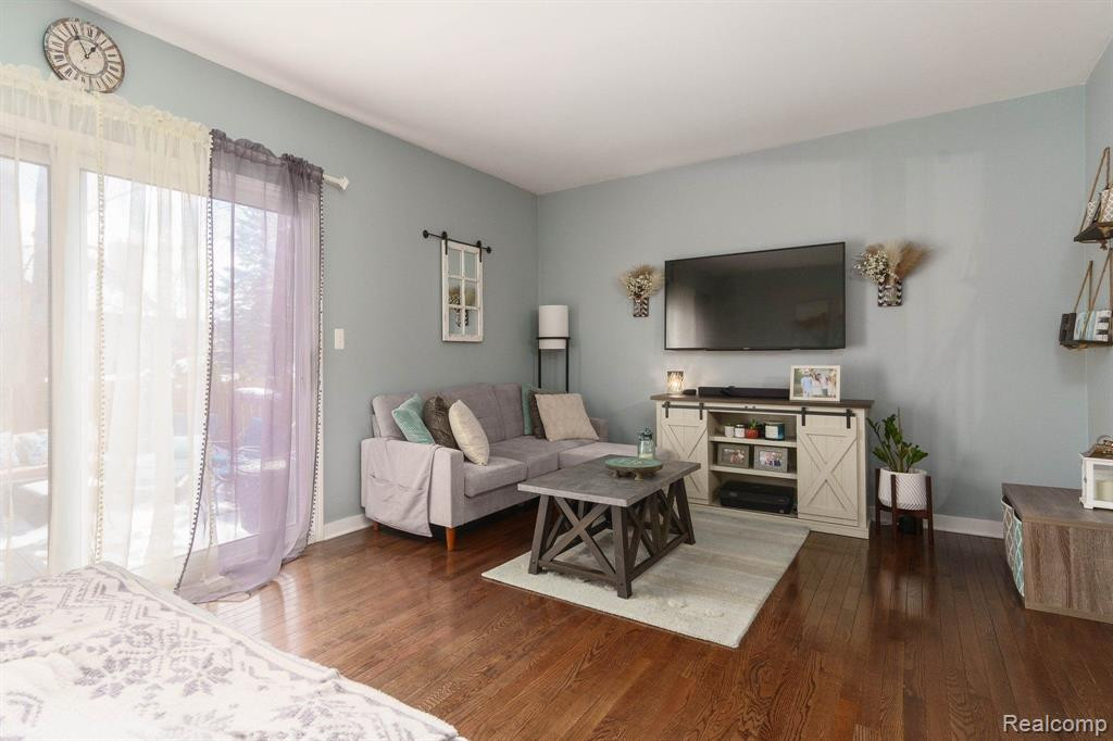 5826 NORTHFIELD Parkway, Troy, MI 48098 — Photo 14