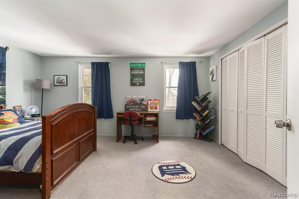 5826 NORTHFIELD Parkway, Troy, MI 48098 — Photo 19