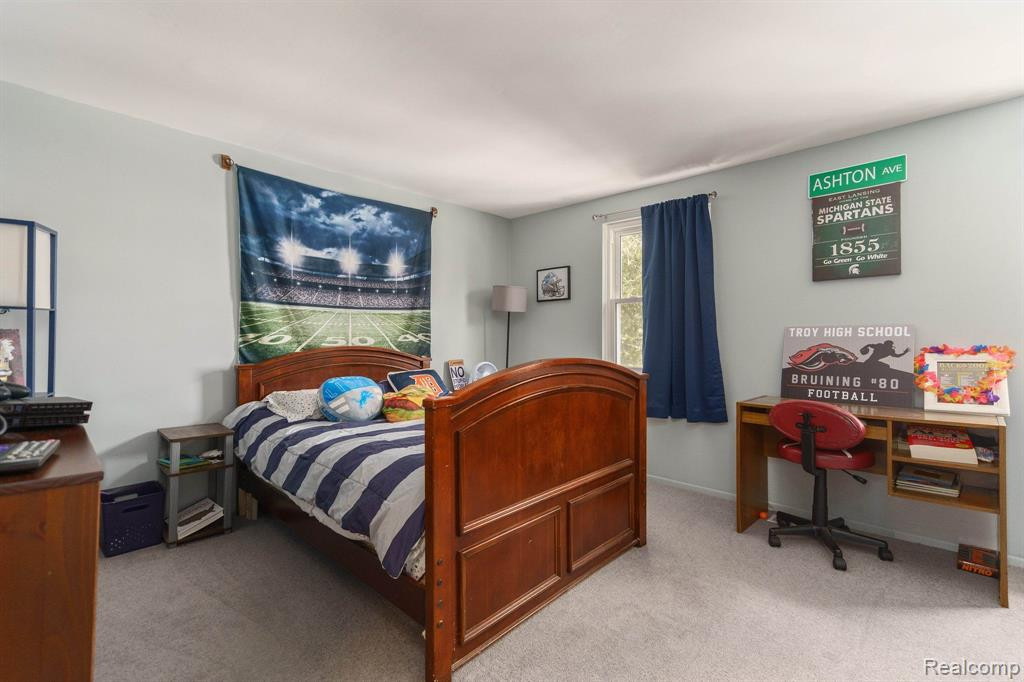 5826 NORTHFIELD Parkway, Troy, MI 48098 — Photo 20