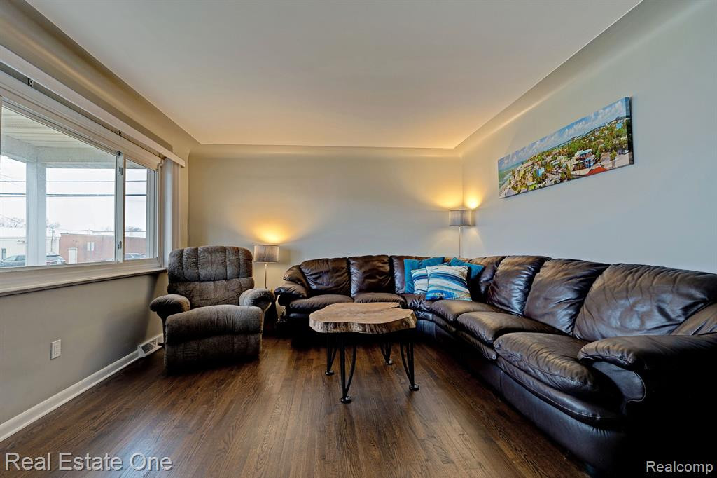 4170 Quillen Avenue, Waterford, MI 48329 — Photo 4