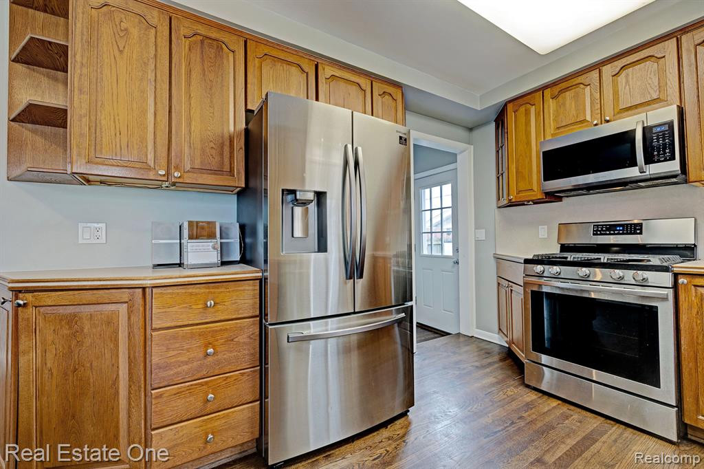 4170 Quillen Avenue, Waterford, MI 48329 — Photo 10