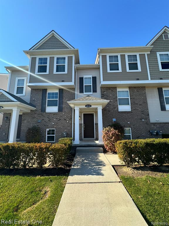 4632 BRADLEY Circle, Troy, MI 48085 — front exterior