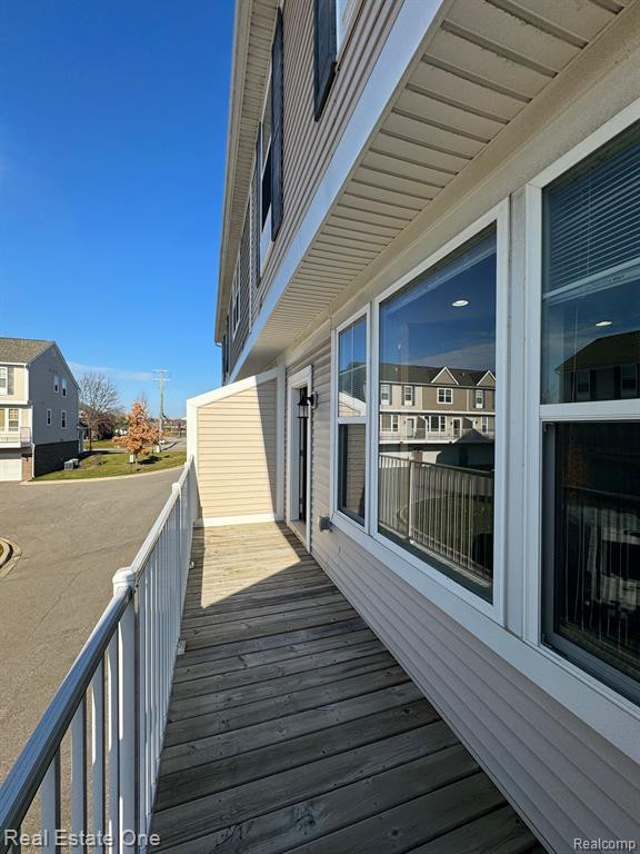 4632 BRADLEY Circle, Troy, MI 48085 — Photo 6