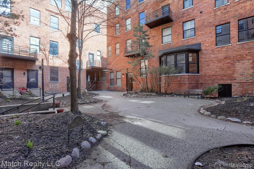 6533 E JEFFERSON Avenue, 311, Detroit, MI 48207 — Photo 18