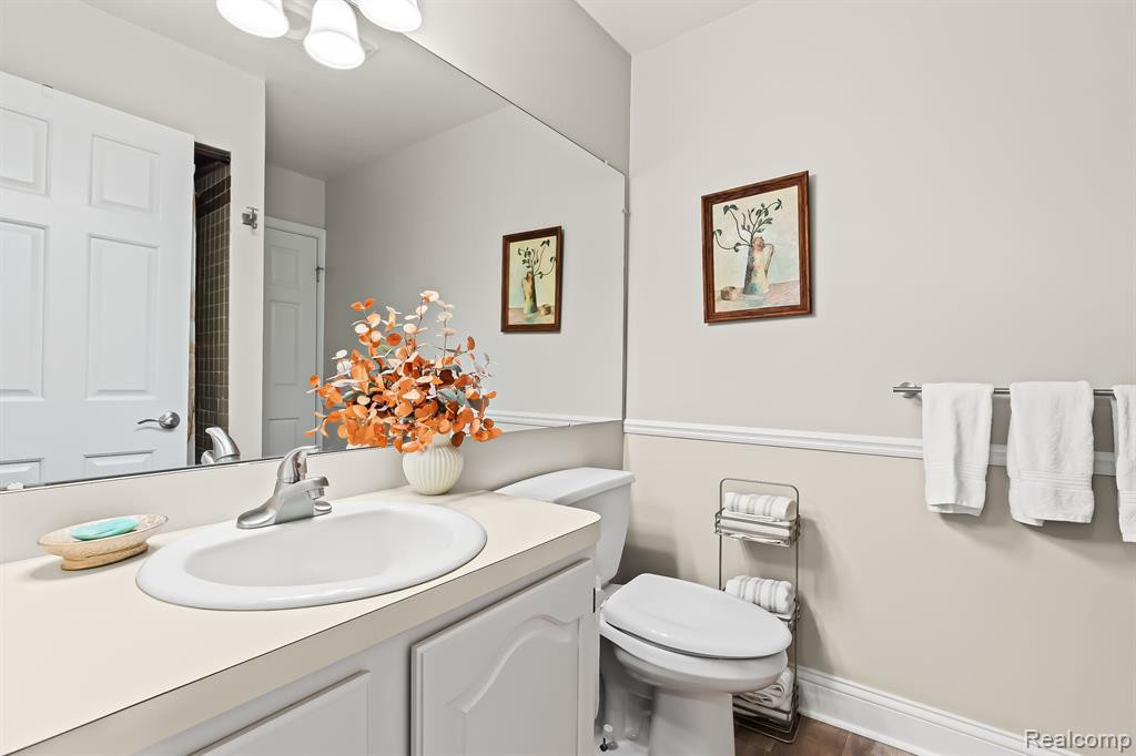 817 DEER Court, 402, Plymouth, MI 48170 — Photo 22