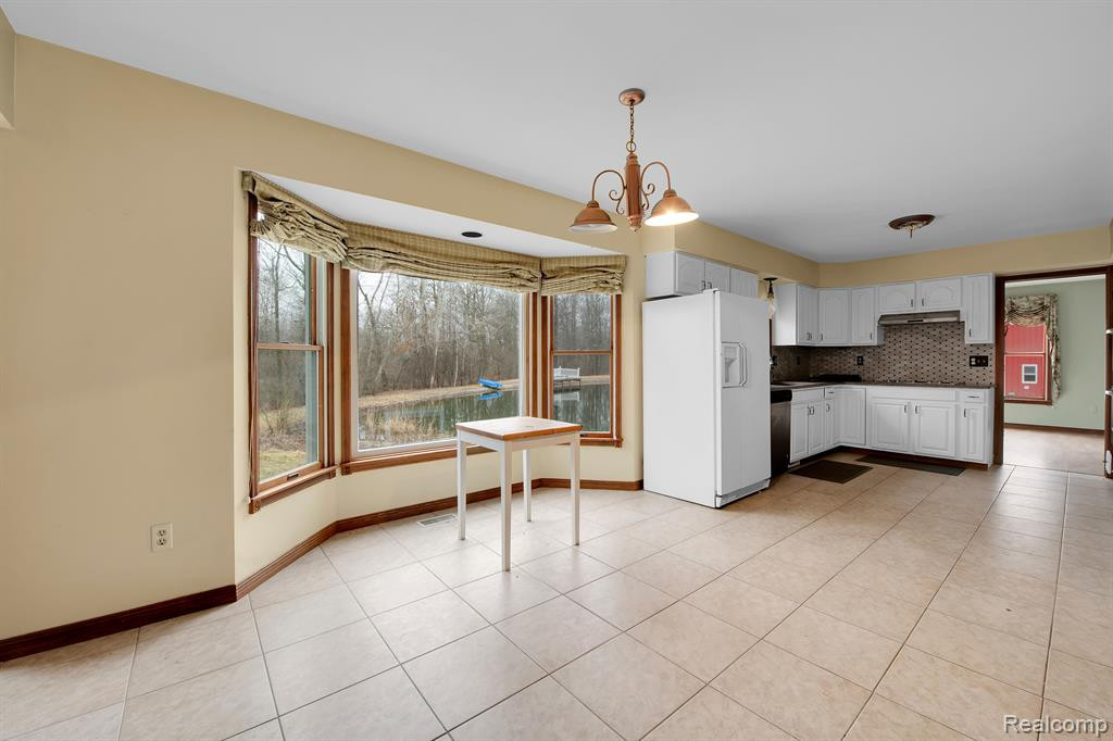 8471 FRITH Road, Columbus, MI — Photo 11