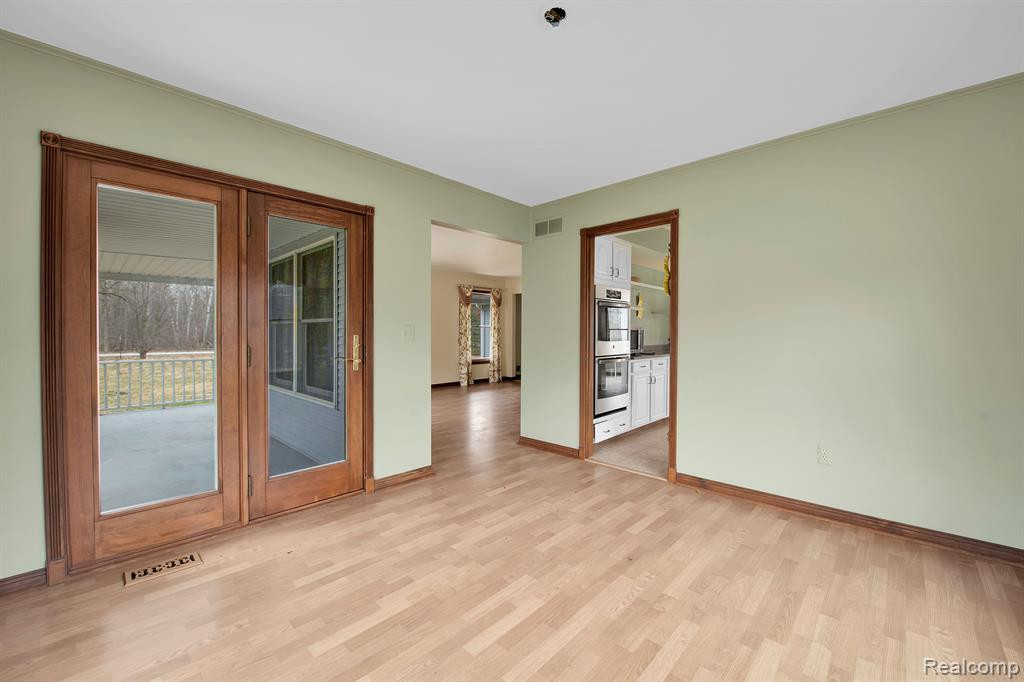 8471 FRITH Road, Columbus, MI — Photo 15
