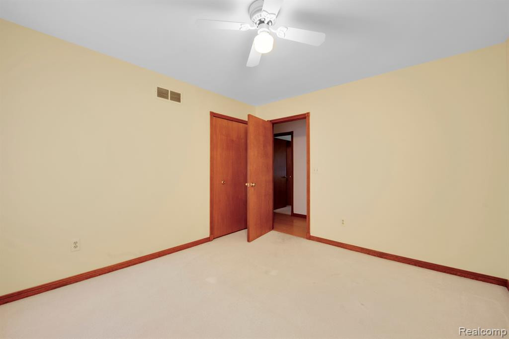 8471 FRITH Road, Columbus, MI — Photo 20