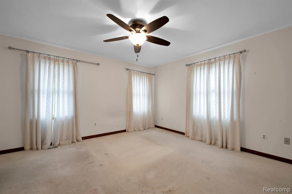 8471 FRITH Road, Columbus, MI — Photo 24