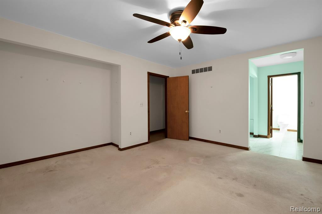 8471 FRITH Road, Columbus, MI — Photo 25