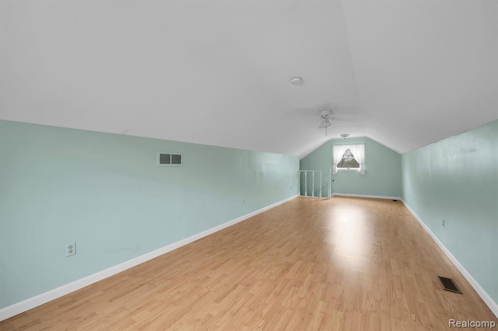 8471 FRITH Road, Columbus, MI — Photo 27