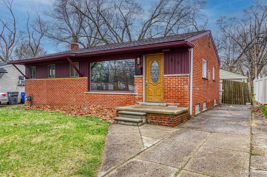 610 WESTERN Street, Inkster, MI 48141 — Photo 2