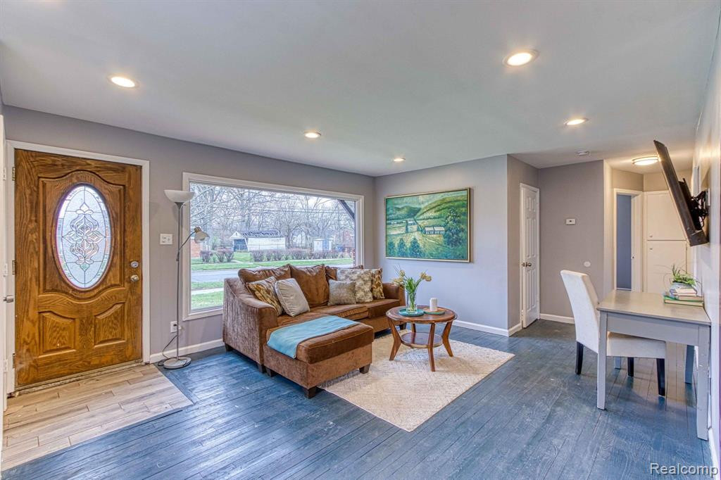 610 WESTERN Street, Inkster, MI 48141 — Photo 4