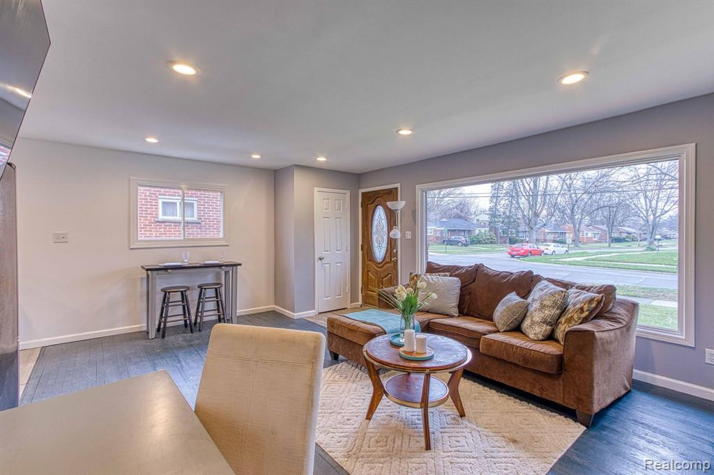 610 WESTERN Street, Inkster, MI 48141 — Photo 5