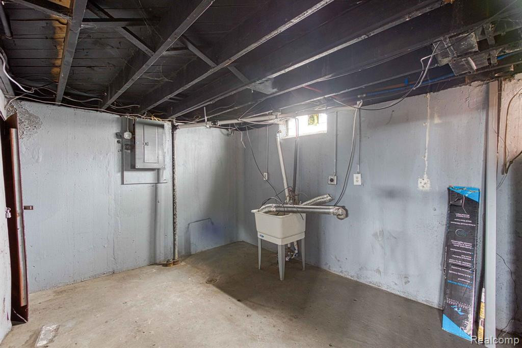 610 WESTERN Street, Inkster, MI 48141 — Photo 23