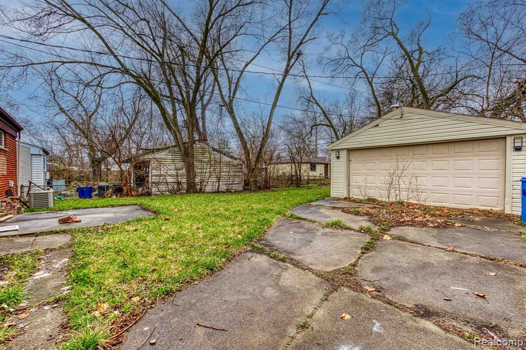 610 WESTERN Street, Inkster, MI 48141 — Photo 27