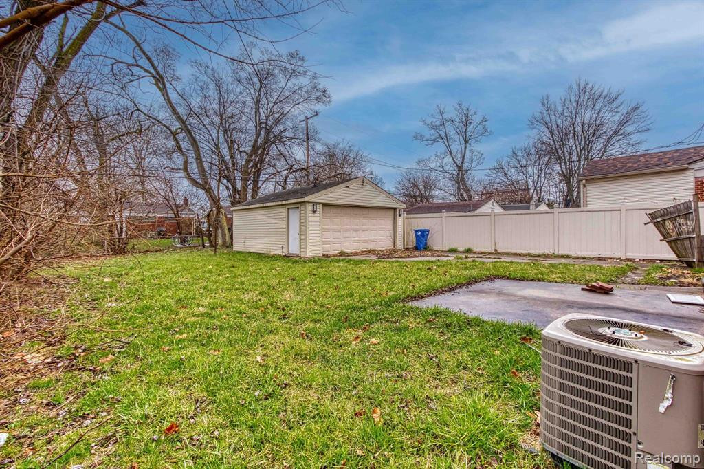 610 WESTERN Street, Inkster, MI 48141 — Photo 30