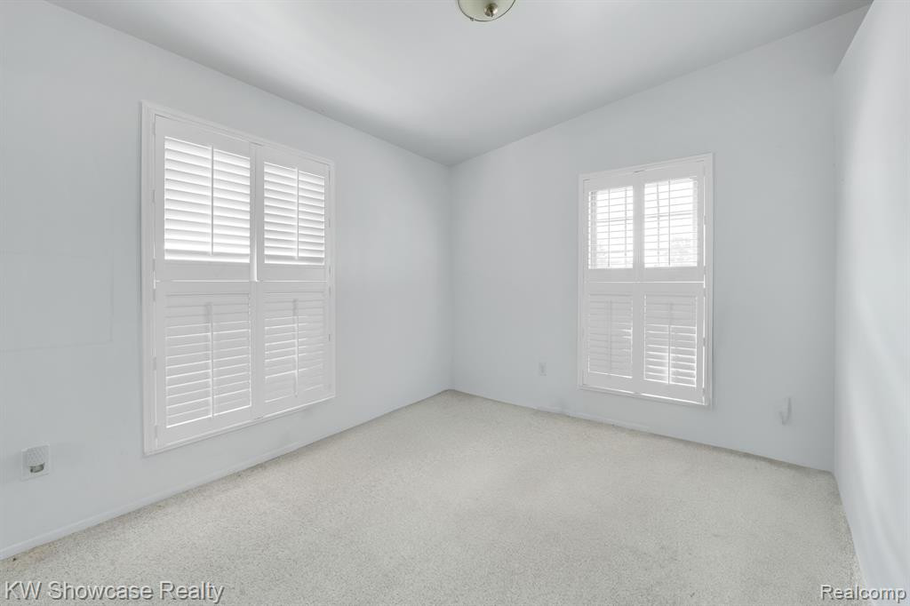 31214 COUNTRY, 216, Farmington Hills, MI 48331 — Photo 14
