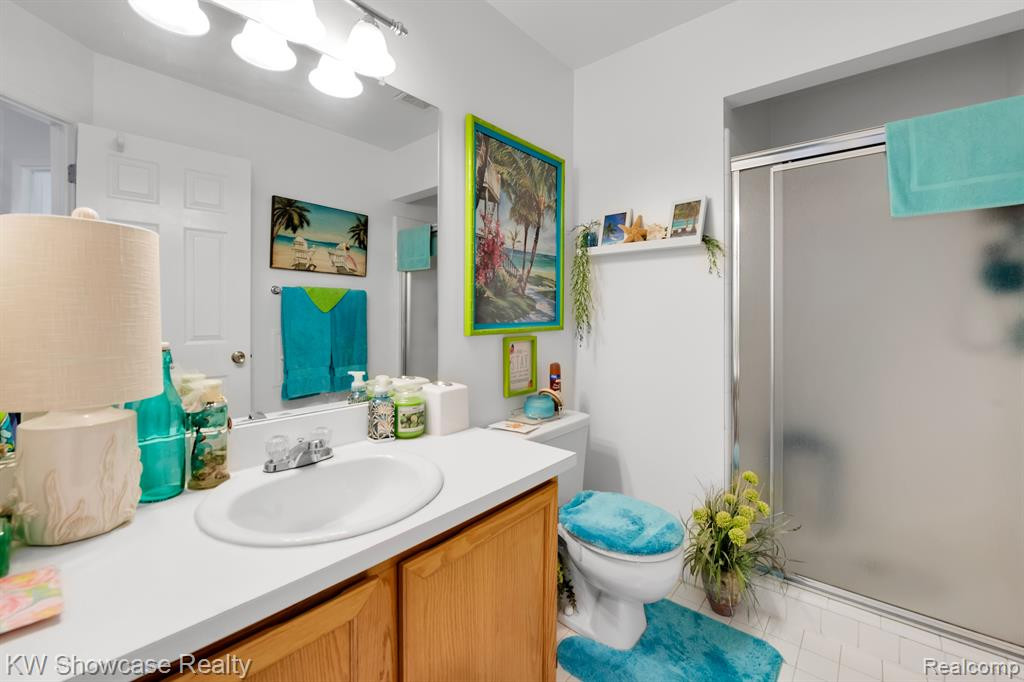 31214 COUNTRY, 216, Farmington Hills, MI 48331 — Photo 16