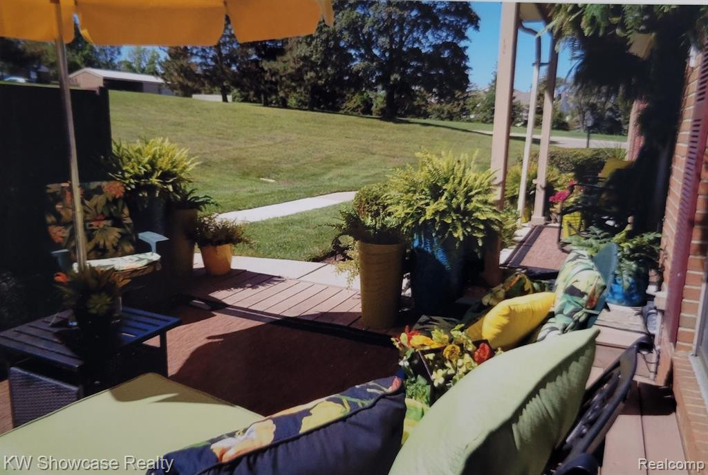 31214 COUNTRY, 216, Farmington Hills, MI 48331 — Photo 27