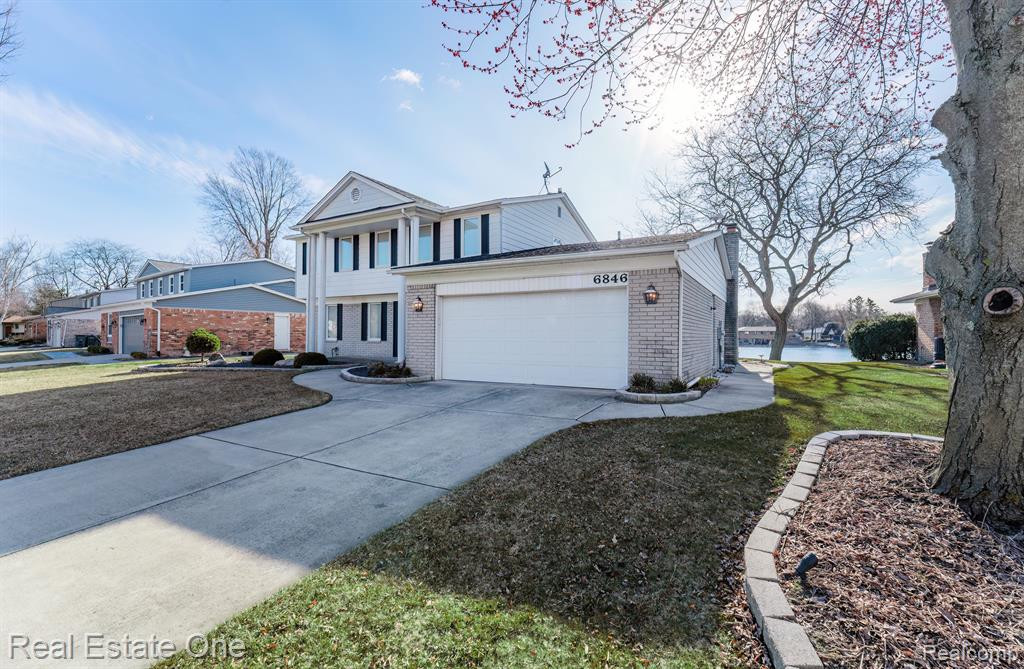 6846 NORTHPOINT Drive, Troy, MI 48085 — Photo 3