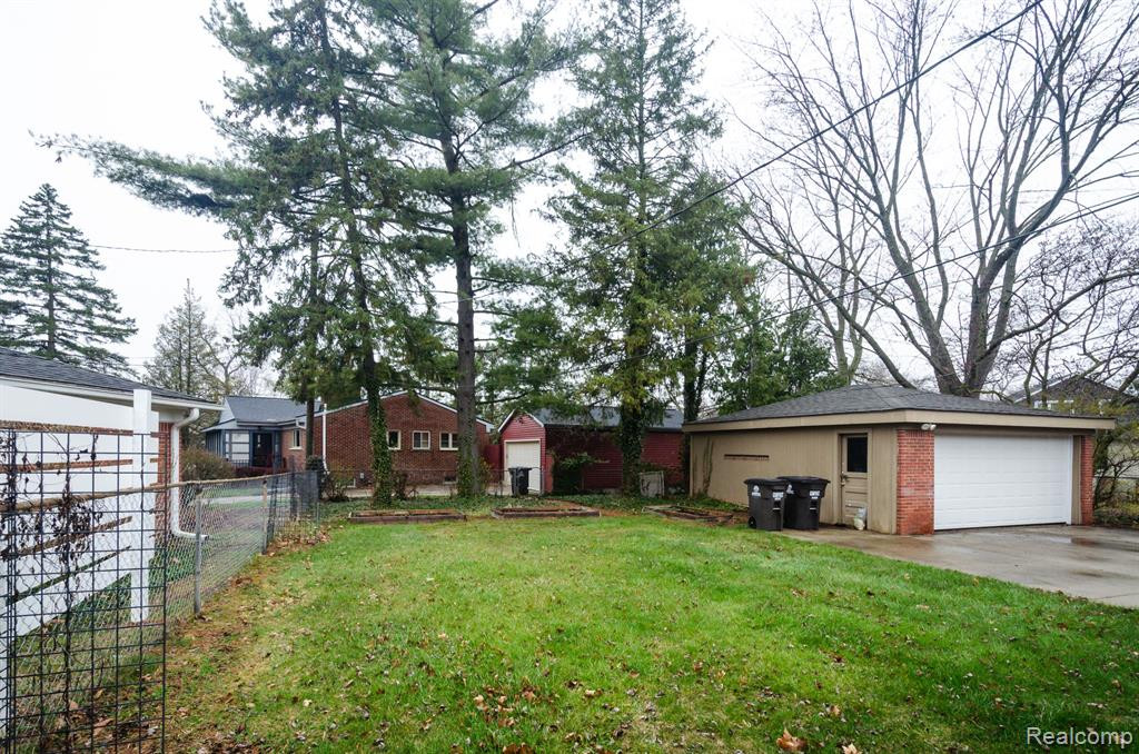 2244 MEDFORD Road, Ann Arbor, MI 48104 — Photo 14