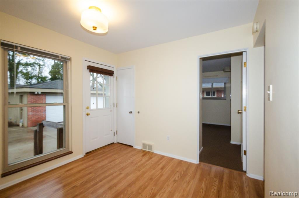 2244 MEDFORD Road, Ann Arbor, MI 48104 — Photo 24