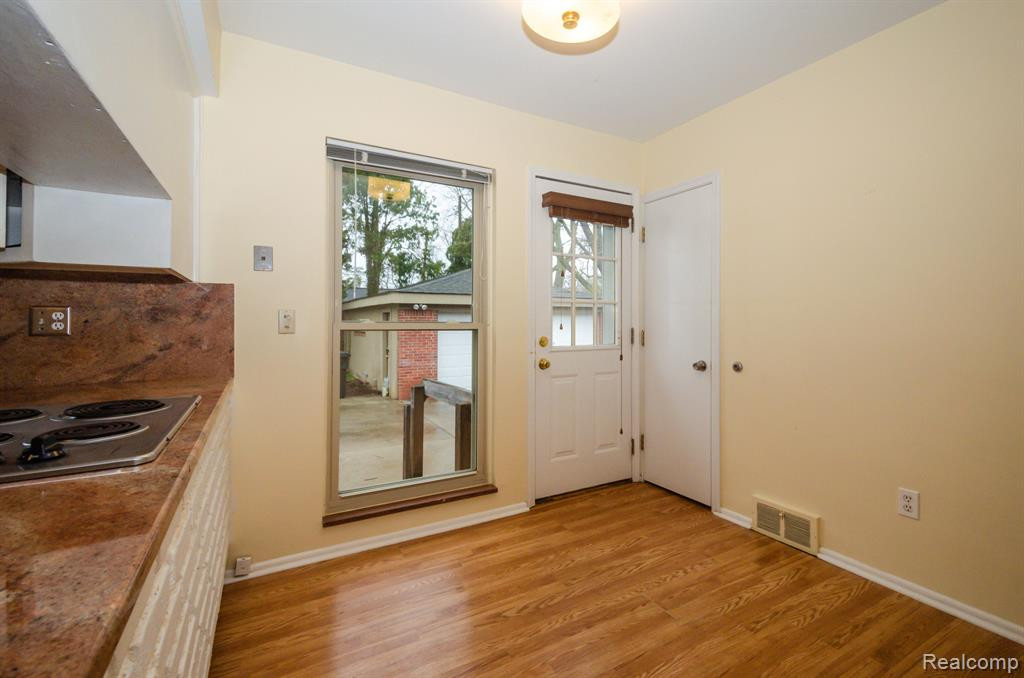 2244 MEDFORD Road, Ann Arbor, MI 48104 — Photo 25