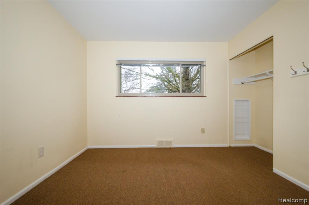 2244 MEDFORD Road, Ann Arbor, MI 48104 — Photo 36