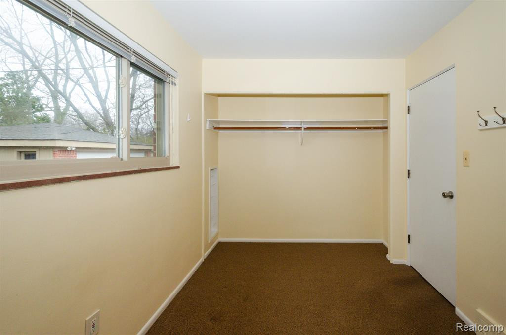 2244 MEDFORD Road, Ann Arbor, MI 48104 — Photo 43