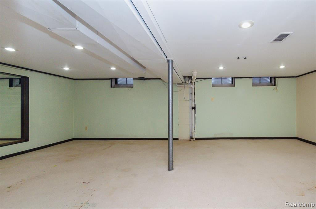 2244 MEDFORD Road, Ann Arbor, MI 48104 — Photo 46