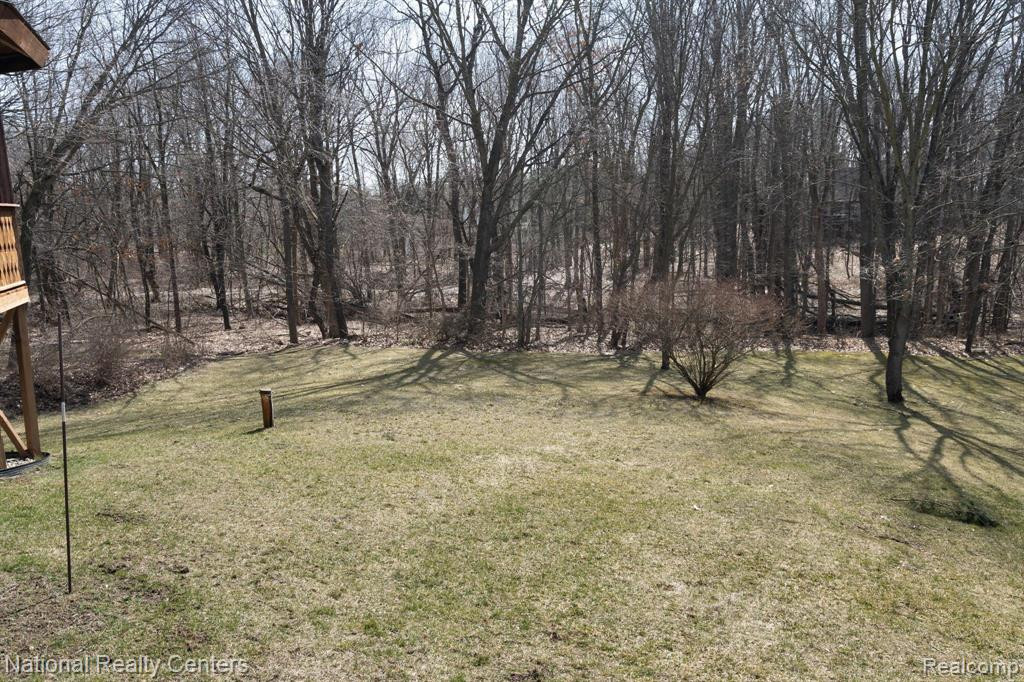 464 MACK Road, Leonard, MI 48367 — Photo 38