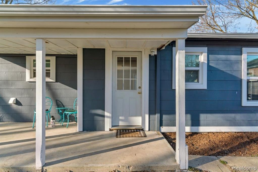 312 N NEEPER Street, Capac, MI 48014 — Photo 3