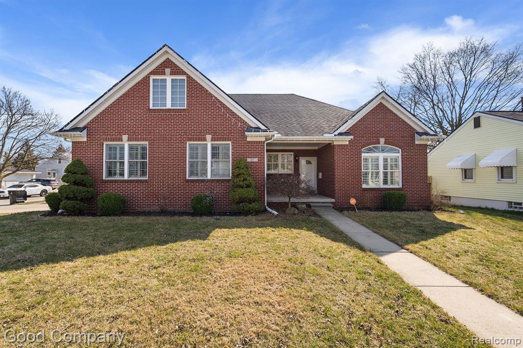 807 GODDARD Street, Wyandotte, MI 48192 — front exterior