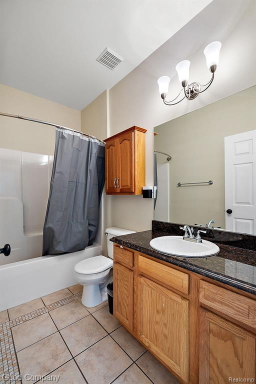 807 GODDARD Street, Wyandotte, MI 48192 — Photo 14