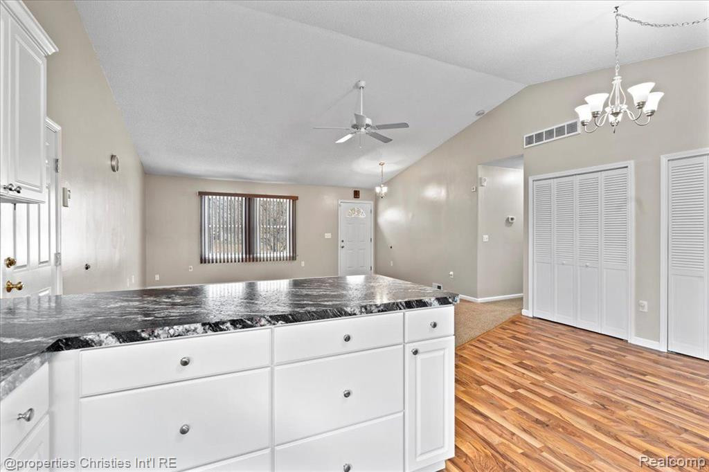 4580 HURON Street, Newport, MI 48166 — Photo 8